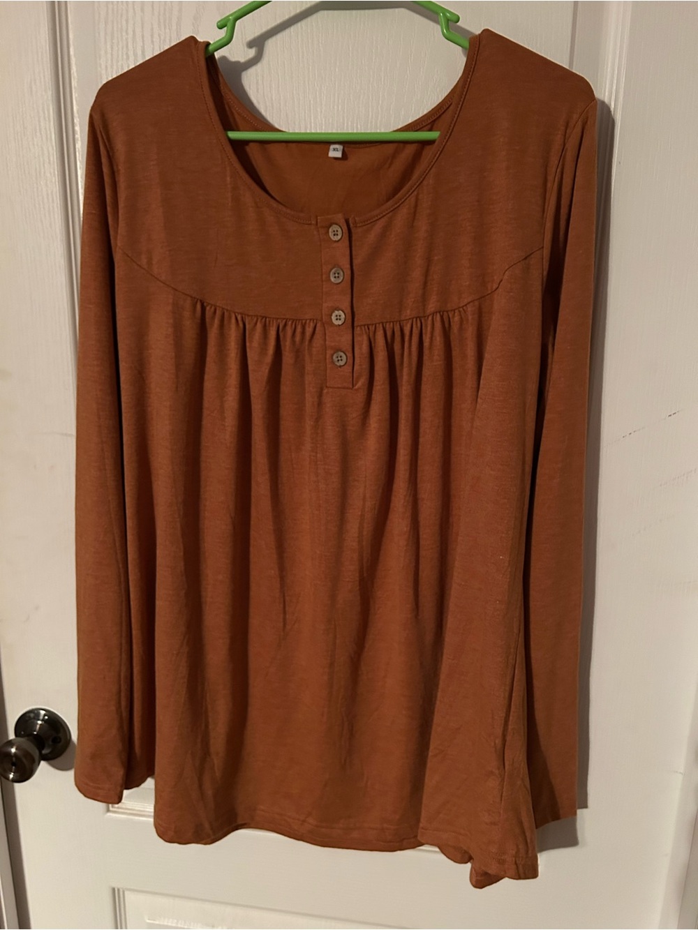 Long Sleeve Henley Top in Rust